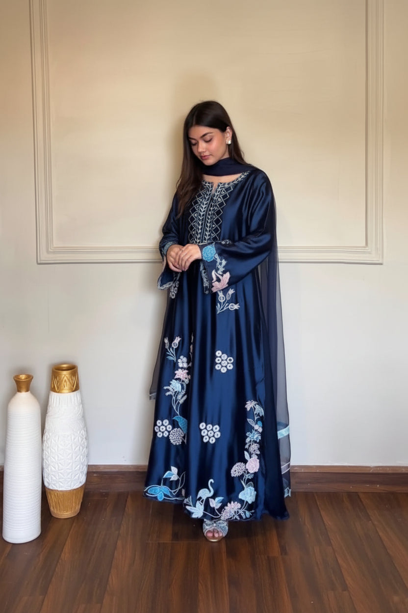 Zynara Nazakat Kaftan Set
