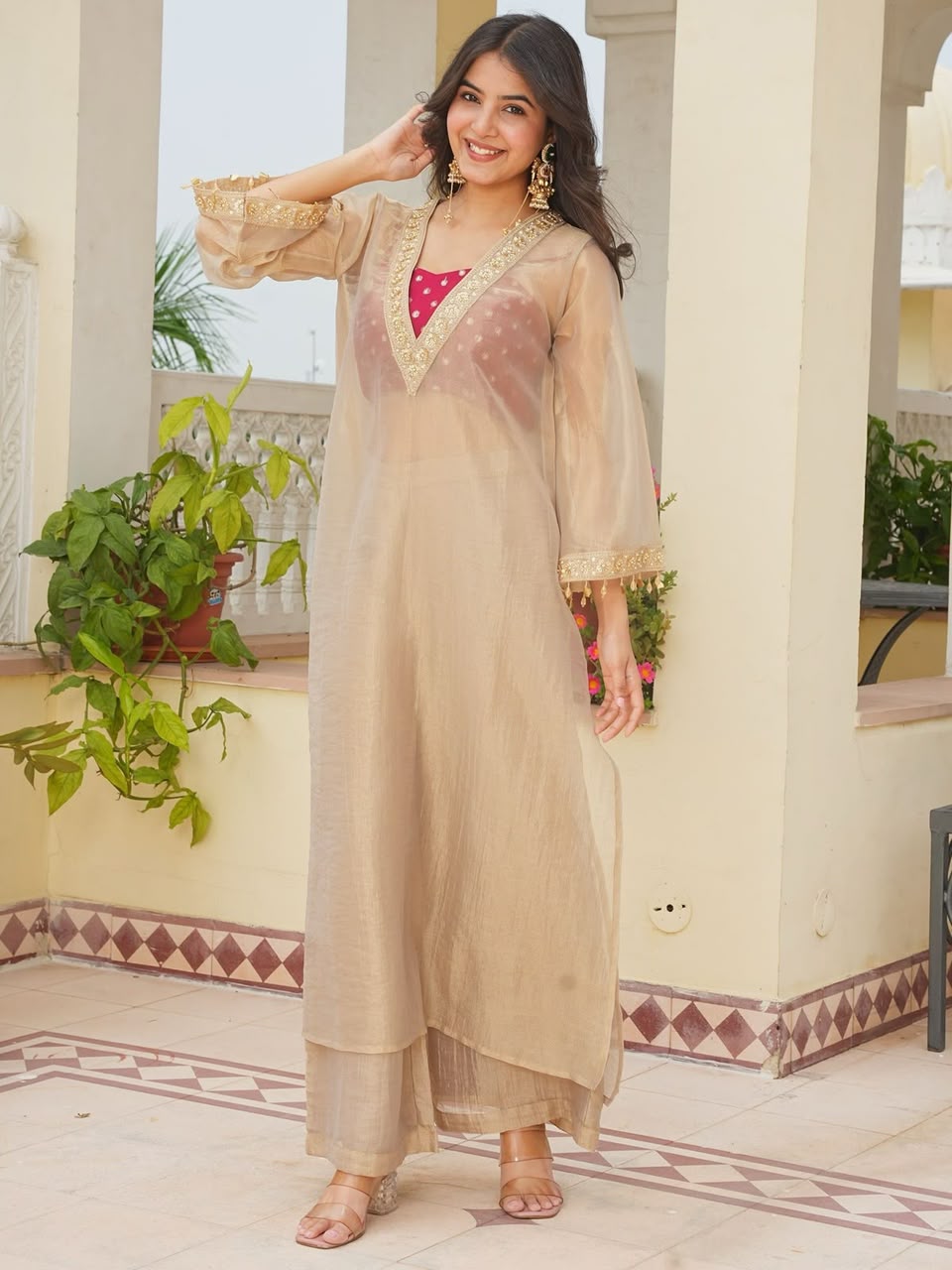 Zynara Sunehri Noor