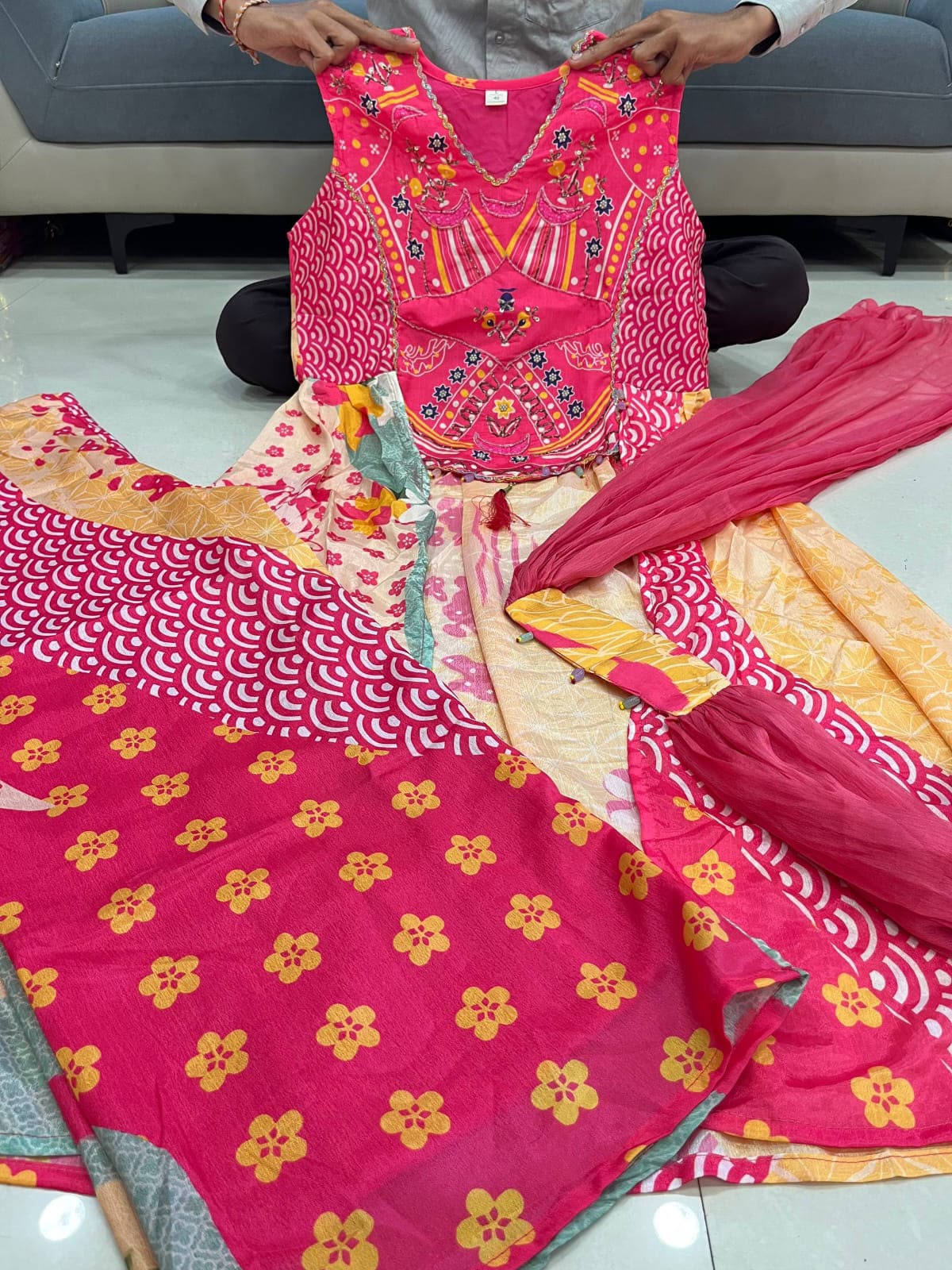 Zynara Meher Gul Suit Set