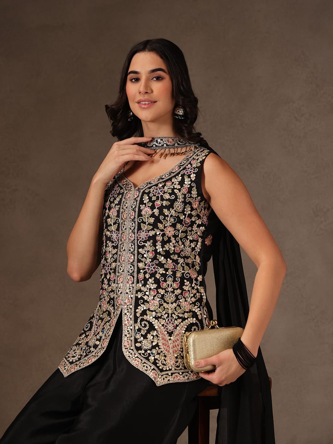 Zynara Aabroo Sharara Set