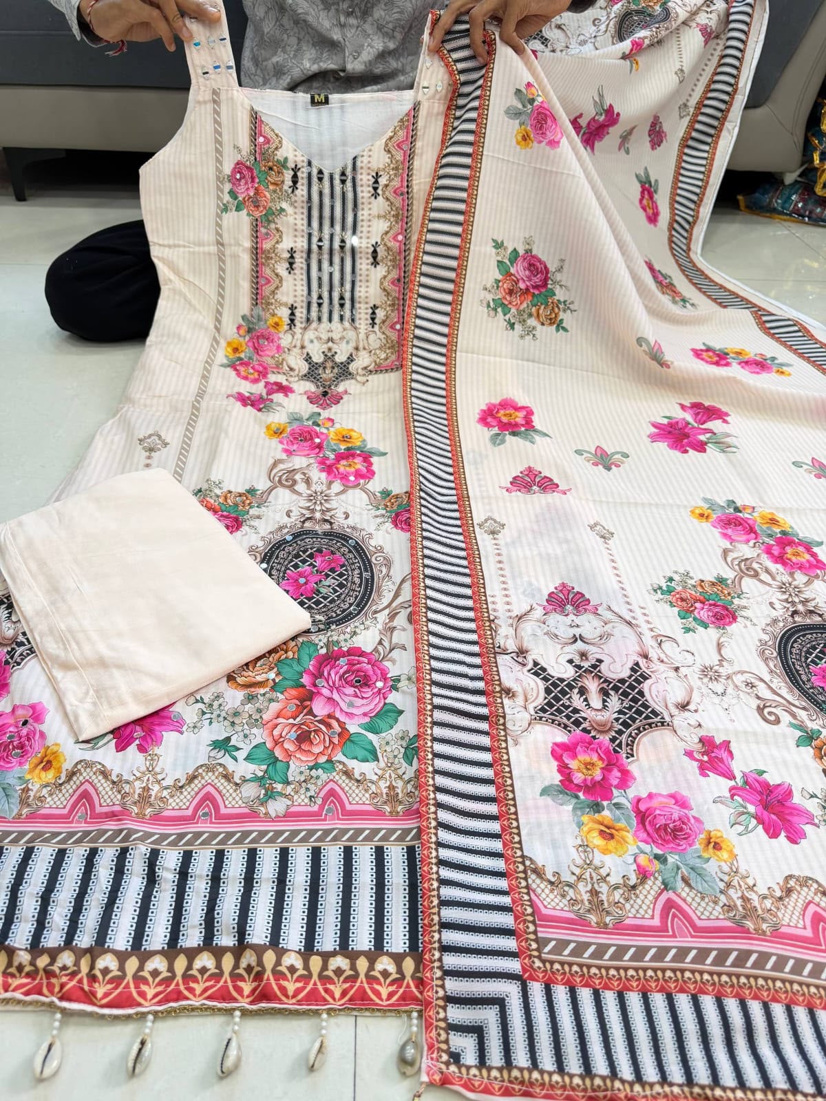 Zynara Aaina Crape Silk Suit Set