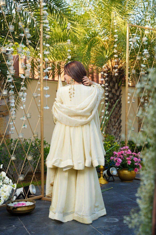 Chandrika Olive Ivory