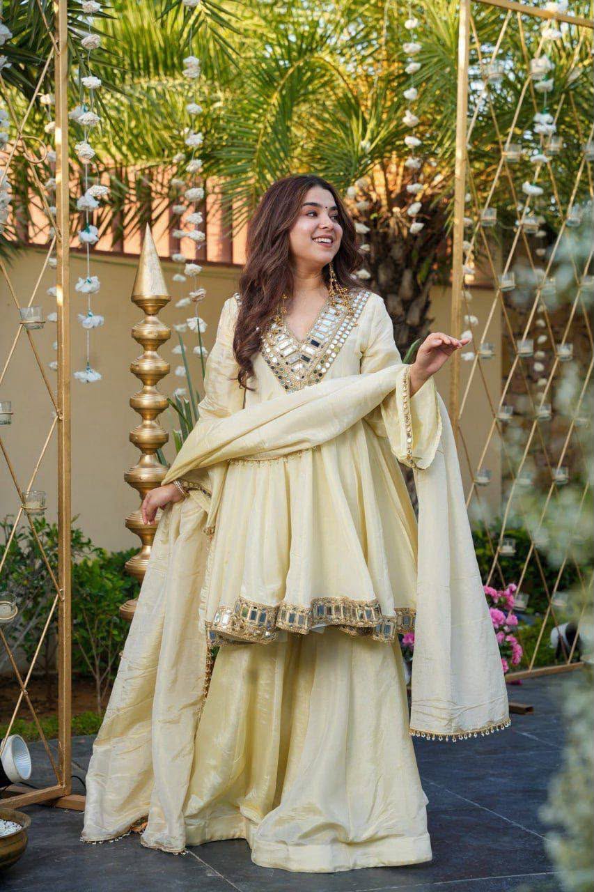 Chandrika Olive Ivory