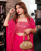 Zynara Surkh Afsana