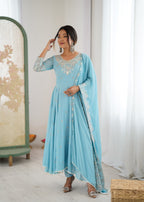 Zynara Aasmani Gulnaar