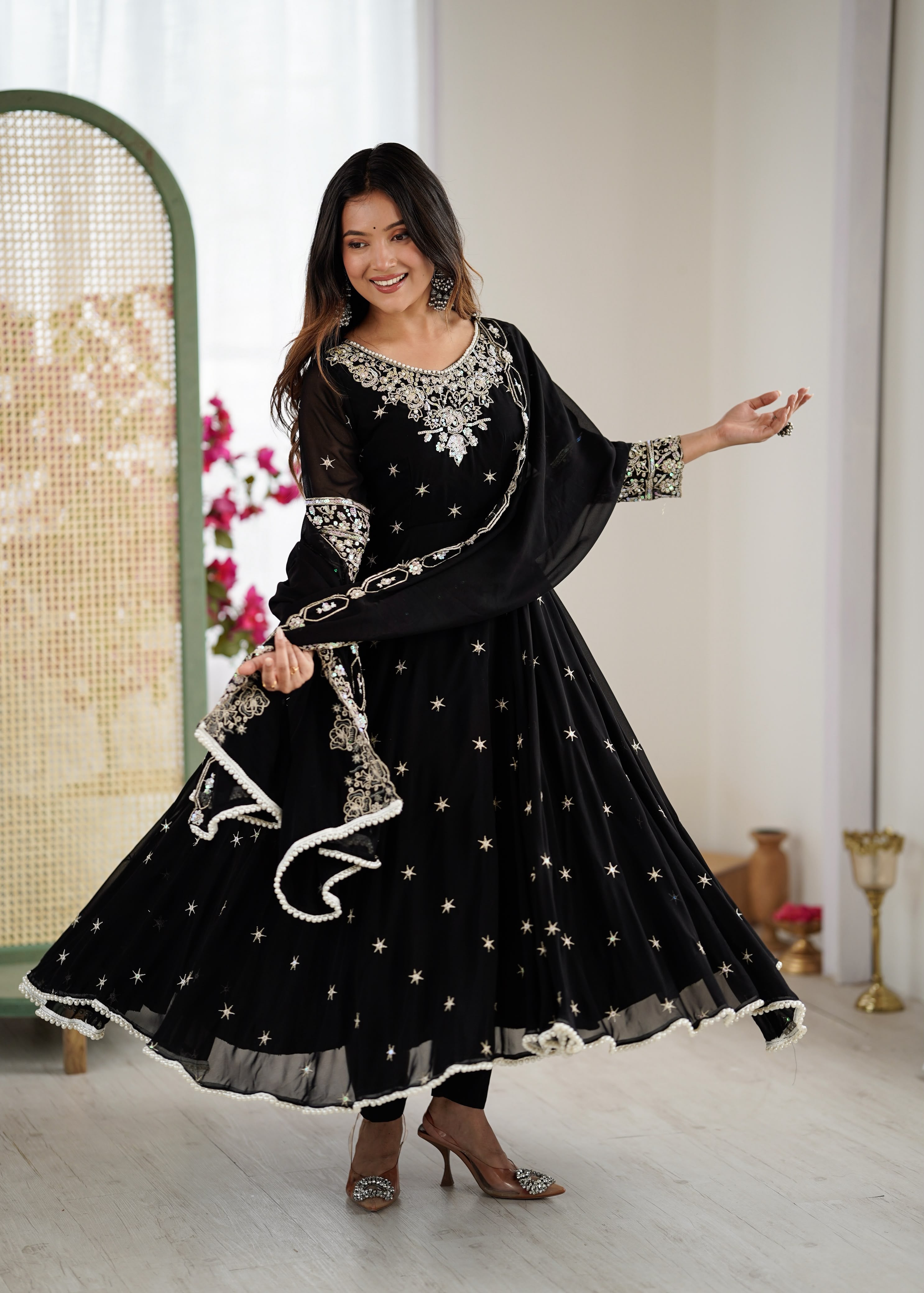 Zynara Black Gulnaar