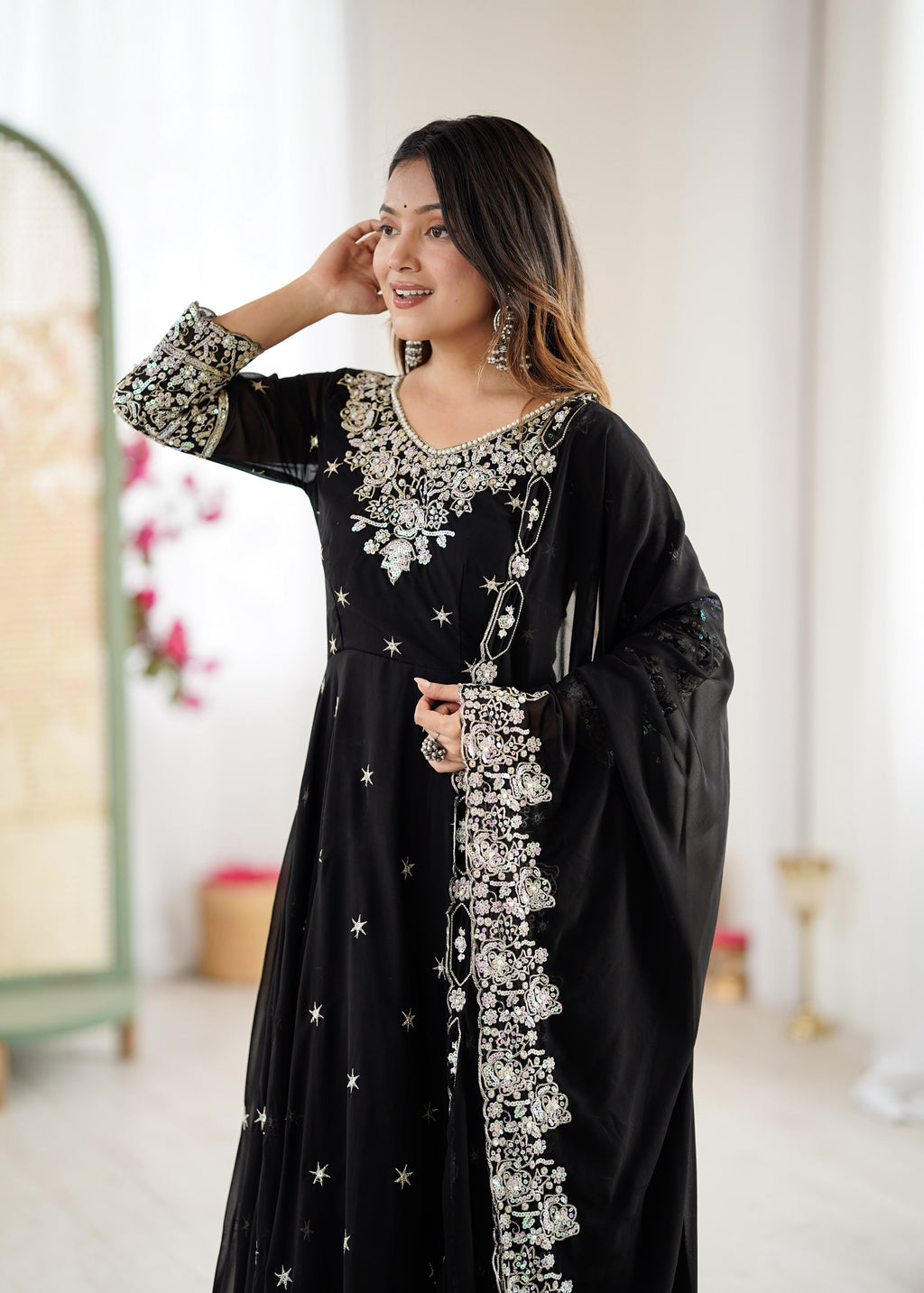 Zynara Black Gulnaar