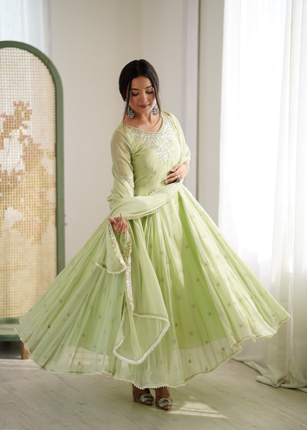 Zynara Pistachio Noor