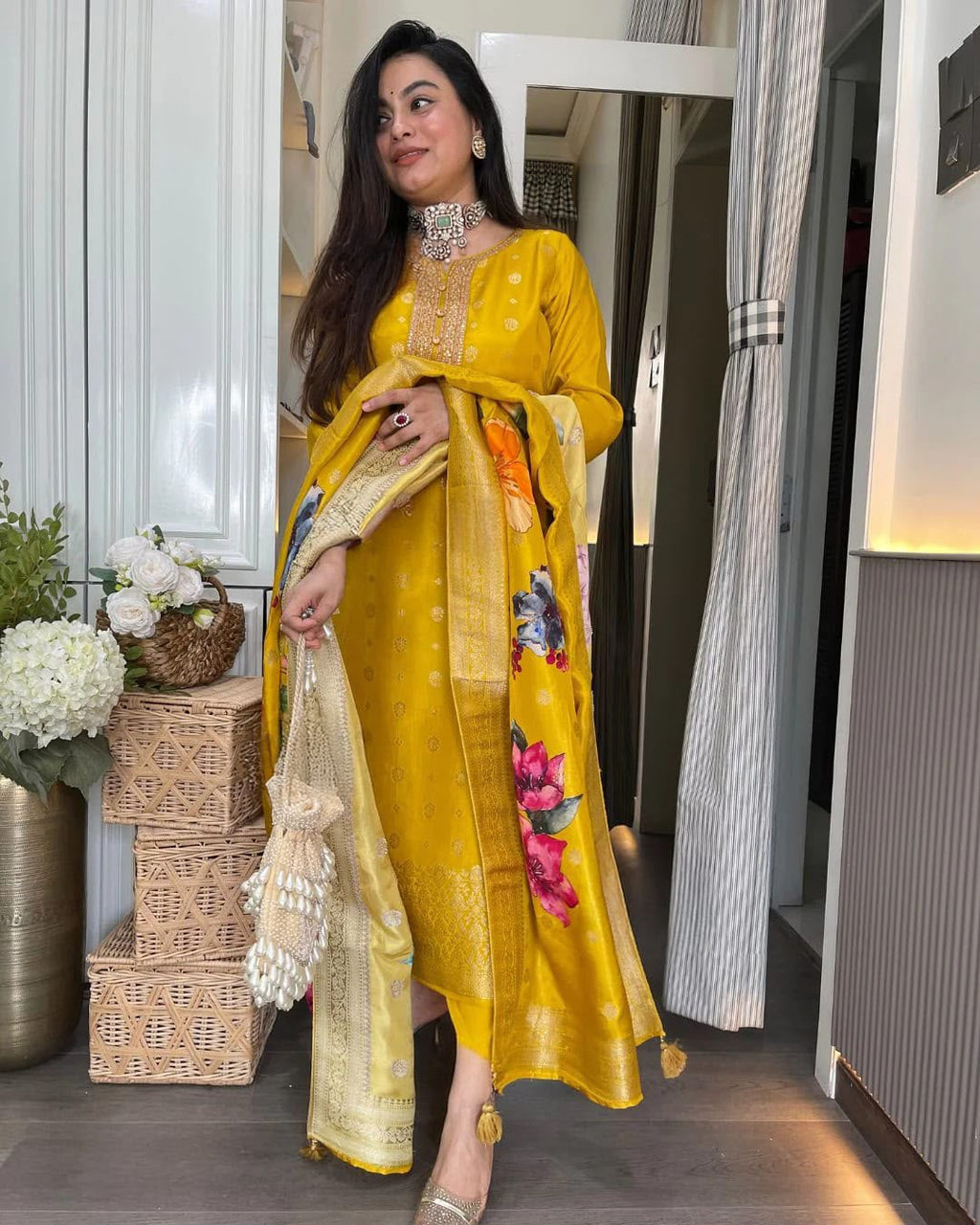 Zynara Vasundhara Kurta Set