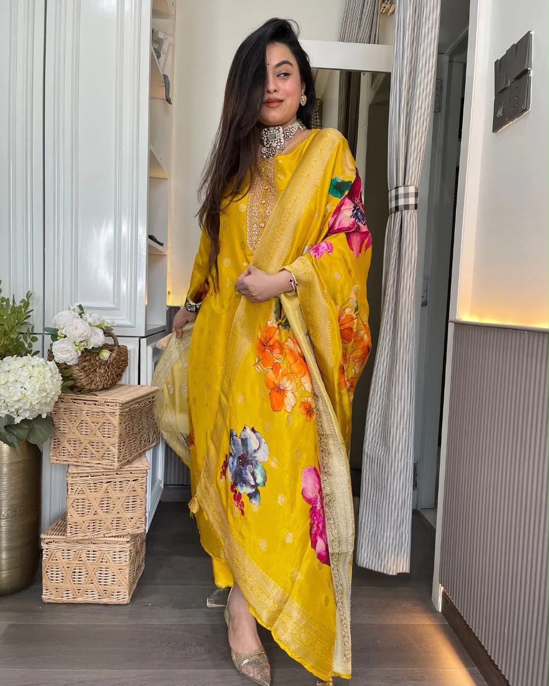 Zynara Vasundhara Kurta Set