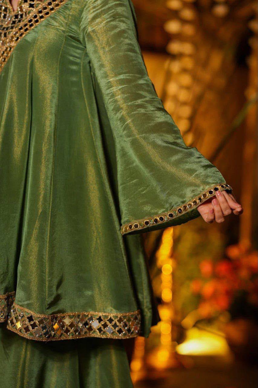 Chandrika Olive Ivory